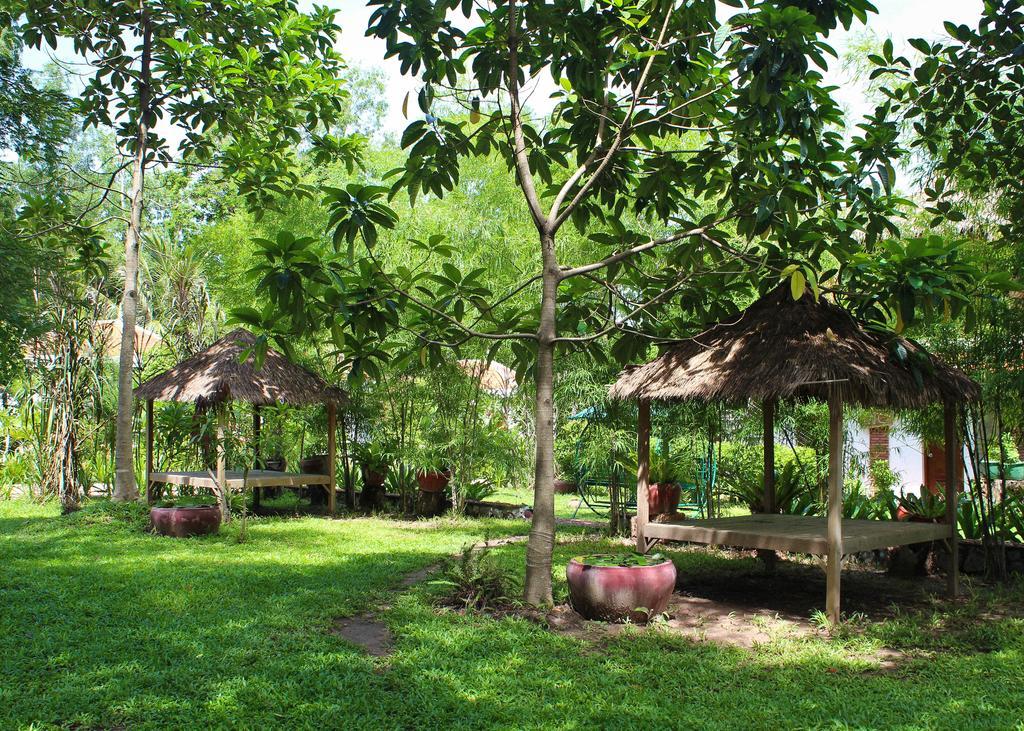Sabbay Kep Hotel Exterior photo